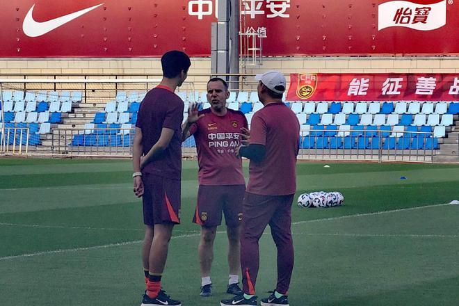 星空体育-久尔杰维奇：很开心能被足协选择，国家队的大门会对所有人打开