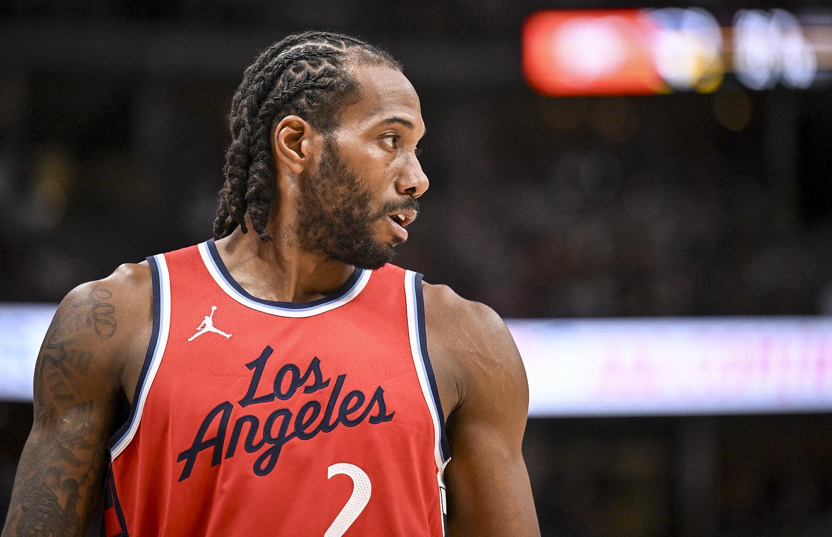 星空体育官网-烤肉姐：小卡广州行首日希望他享受私人时间 行程很私密&amp;amp;未被打扰