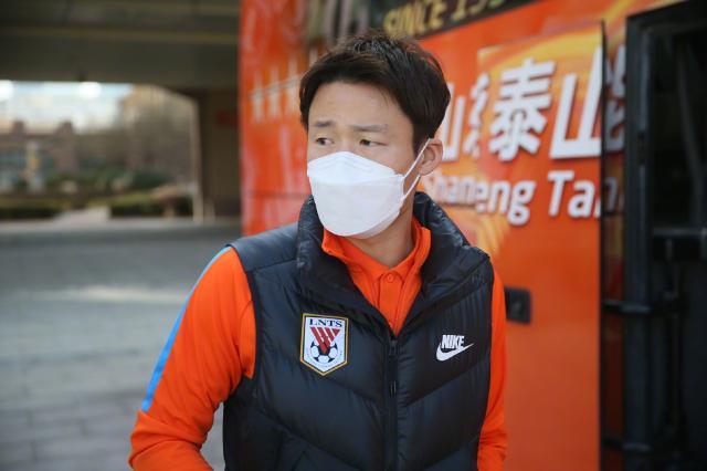 星空体育平台-冷冬！2021中超冬窗支出仅2381万欧 4年前达4亿欧